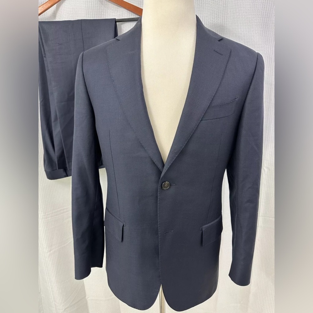Suitsupply Navy Suit 42r